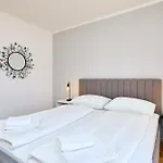 Kablar\'S Sunny Suites